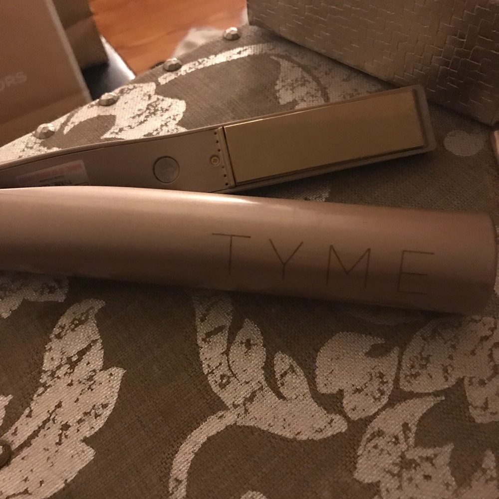 Sale 🎉 TYME iron